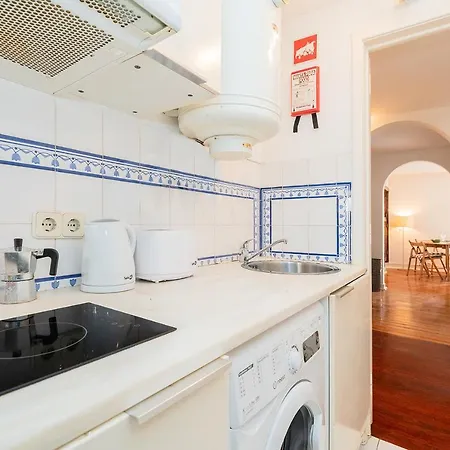 Rustic Charm In Principe Real Apartman *